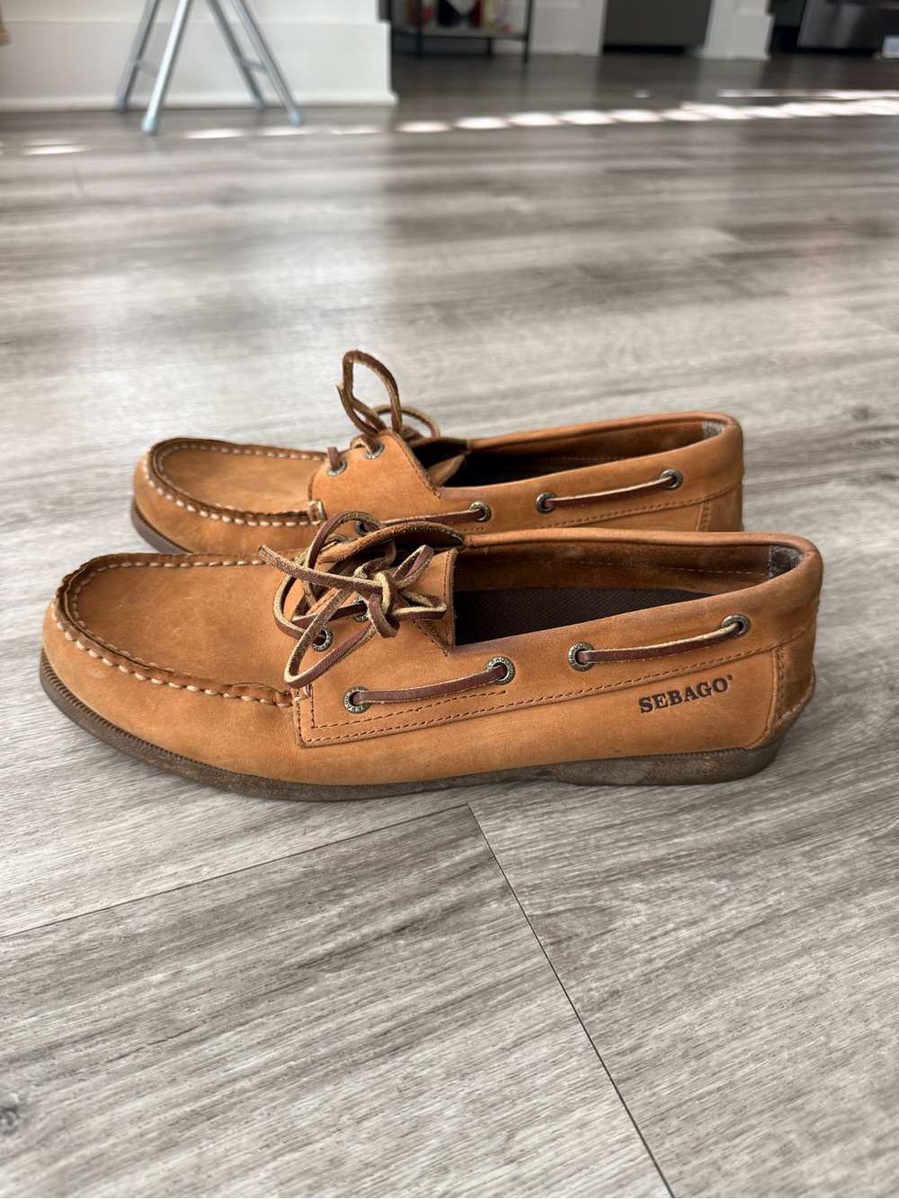 Sebago Menโs Boat Shoes in Tan Leather